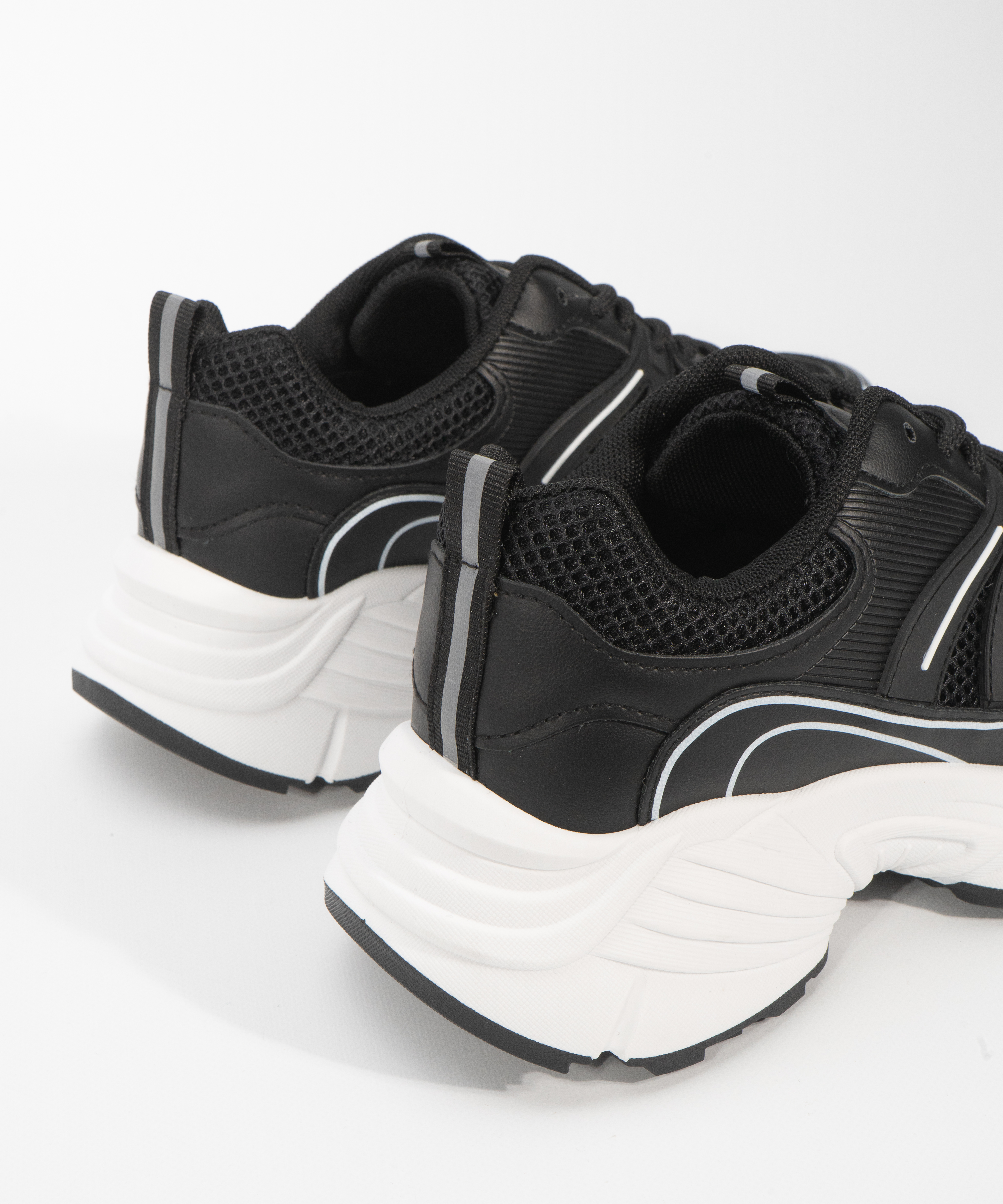 Zapatillas sport image number null